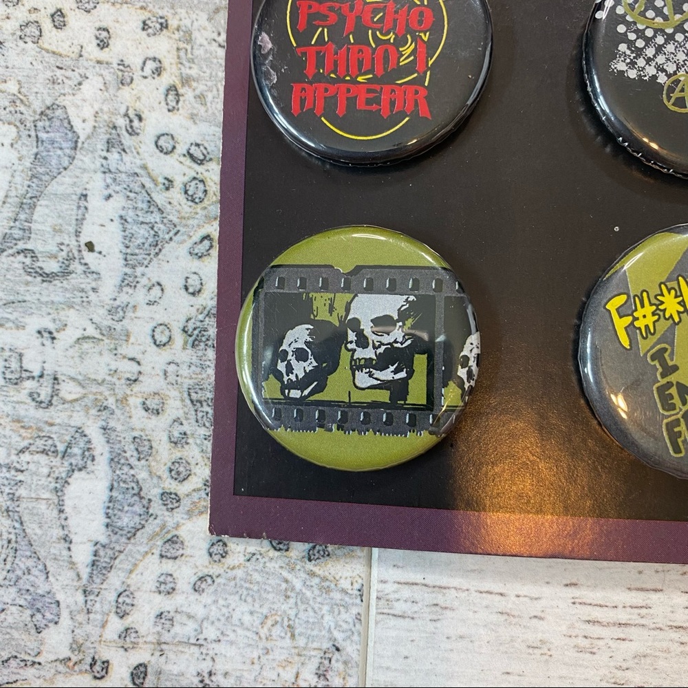 Anarchy Metal Buttons - Picture 5 of 6